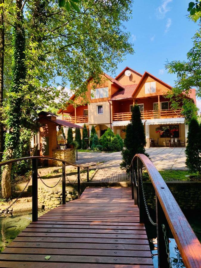 Янтарная Форель Bushtyno Buitenkant foto